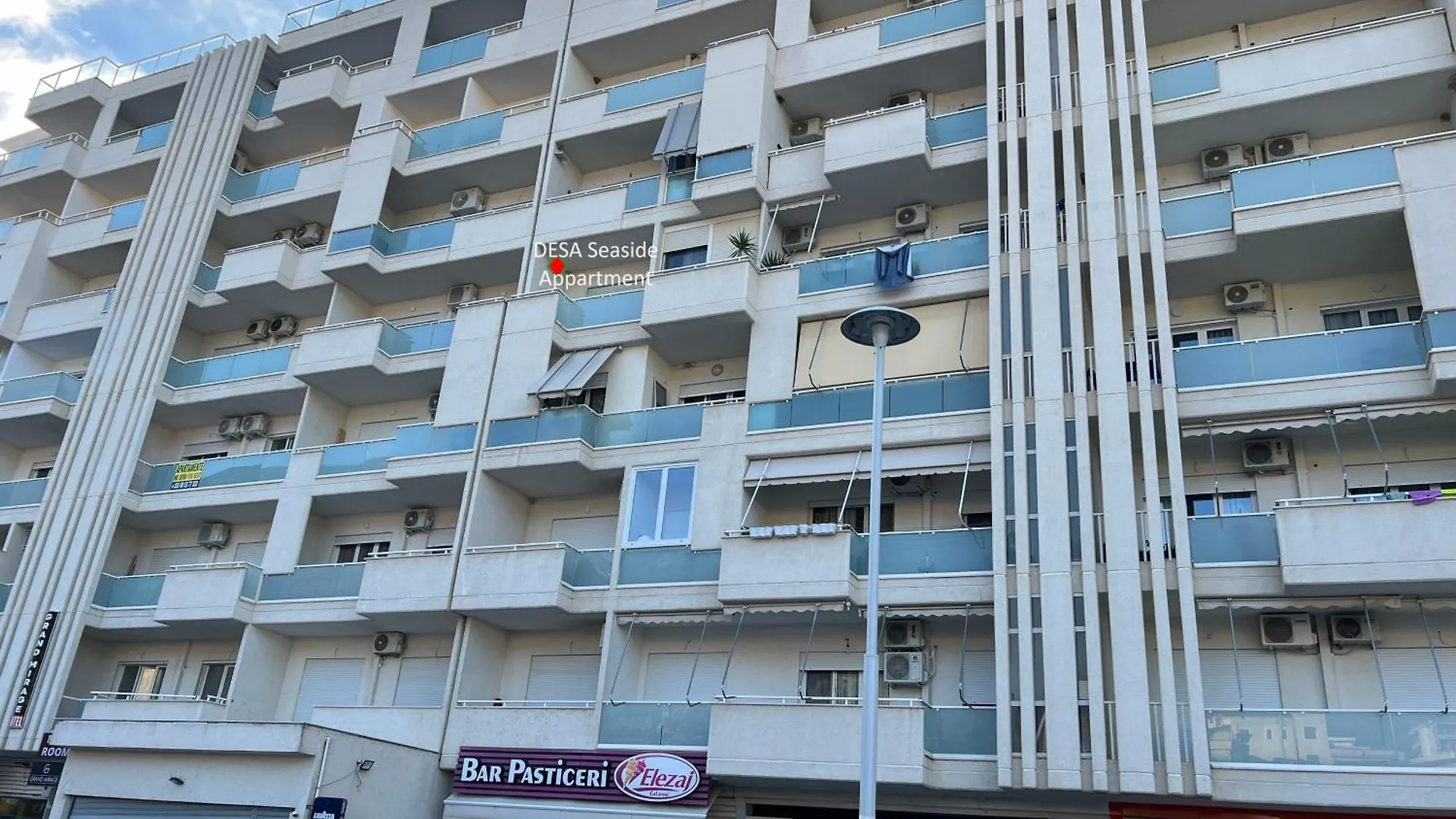 Desa Seaside Apartment Vlore 0*,  Albania